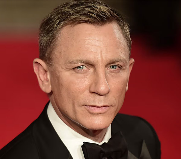 8.Daniel Craig