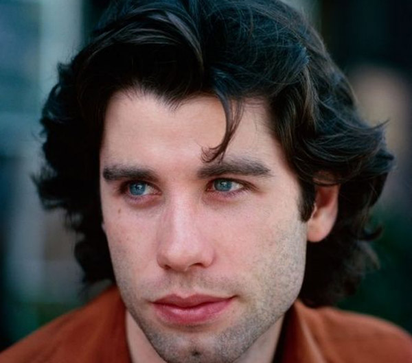 John Travolta’s Wig and Hairline Transition:Full Head of Hair