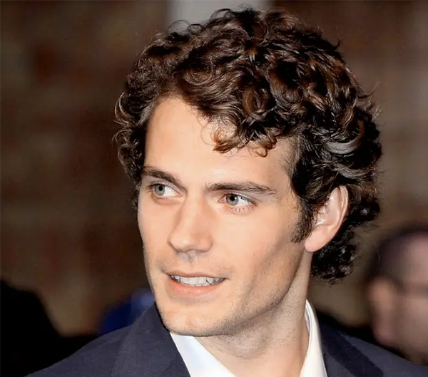 Does Superman Star Henry Cavill Have a Receding Hairline3