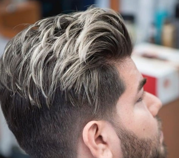 Frosted Tips: The Modern Throwback